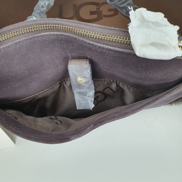 UGG Large Wristlet - Chocolate Brown NWT - Picture 5 of 9